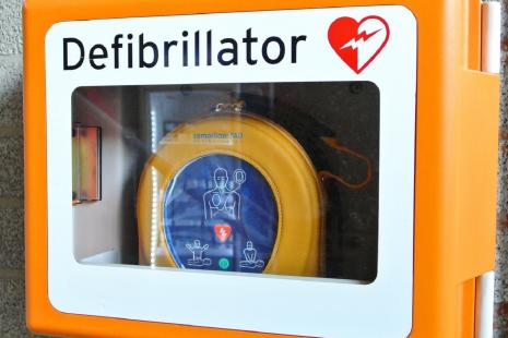 Photo of a defibrillator